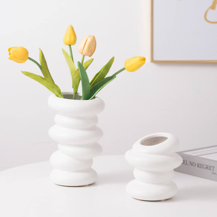 Vase en céramique en forme de galet Lighteme