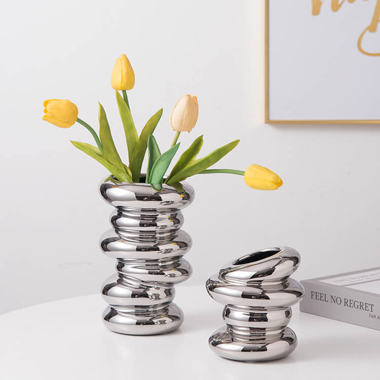 Vase en céramique en forme de galet Lighteme