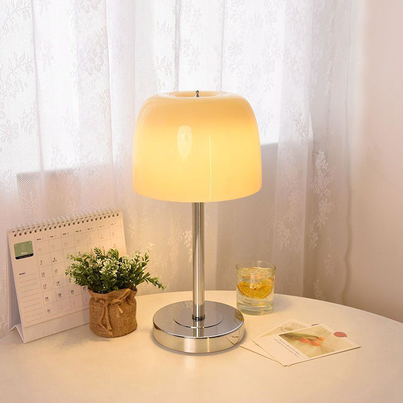 Lighteme Simple Petal Table Lamp