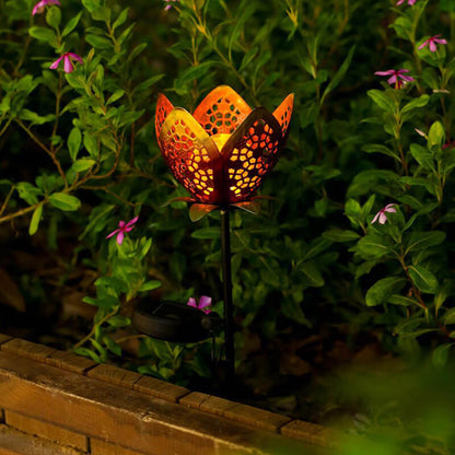 Lighteme Solar Iron Flower Outdoor Decorative Light