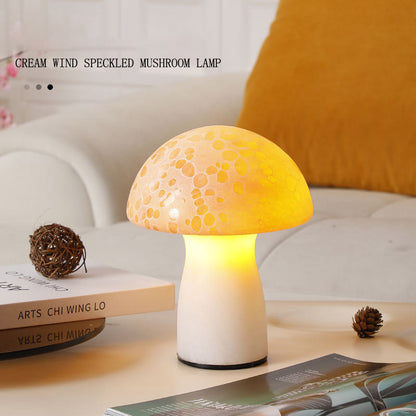 Lighteme Spotted Mushroom Lamp