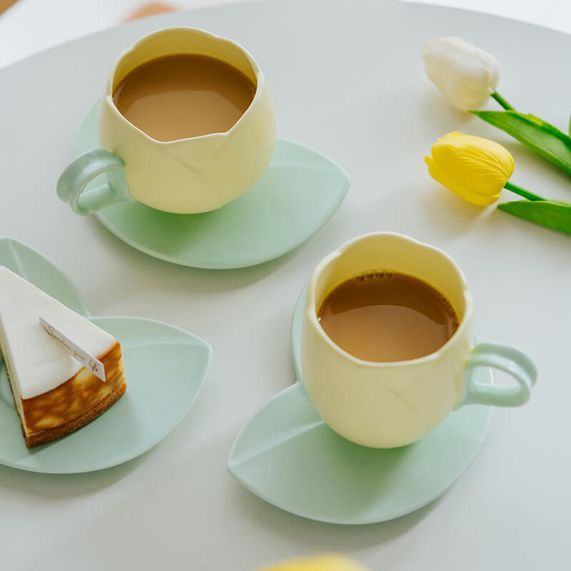 Lighteme Spring Tulip Ceramic Cup and Saucer