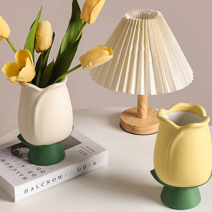 Vase en céramique en forme de tulipe Lighteme