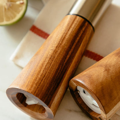 Lighteme Vintage Wooden Pepper Grinder