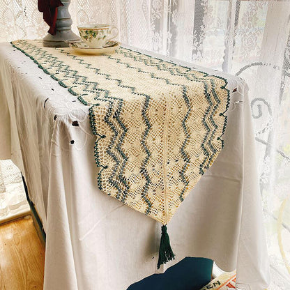 Lighteme Wave Hollow Macrame Table Runner