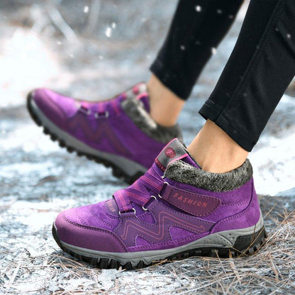 Lighteme Winter Shoes For Mens and Womens - Lets you experience the joy of winter