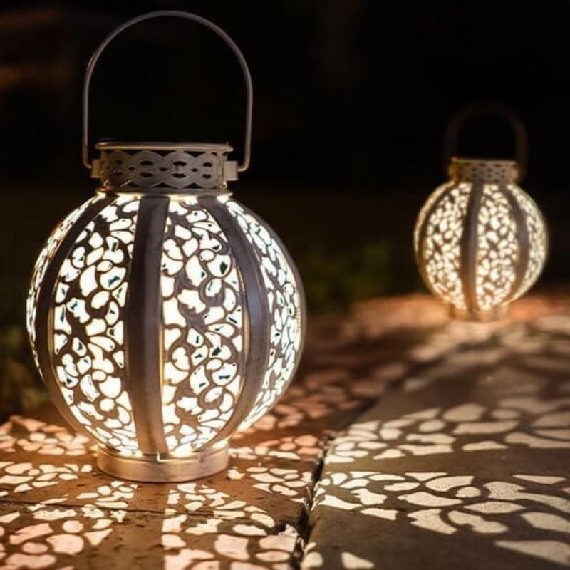 Lighteme Solar-LED-Halloweenlaterne im Eisenkunststil 