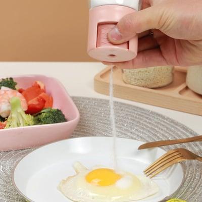 Distributeurs de sel et de poivre réglables à poussoir Lighteme | ACHETEZ-EN 1, OBTENEZ-EN 1 GRATUITEMENT (2 PIÈCES)