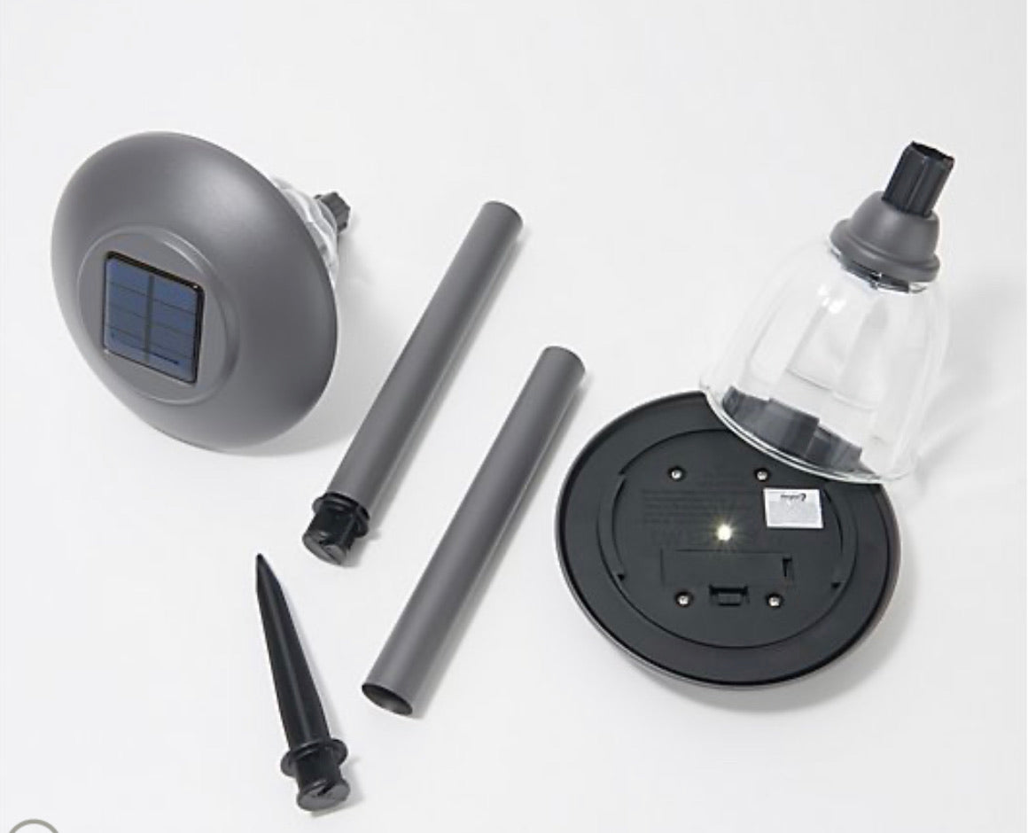Lighteme 16-teilige Solar-Wegeleuchten aus Glas und Aluminium, 16 Lumen