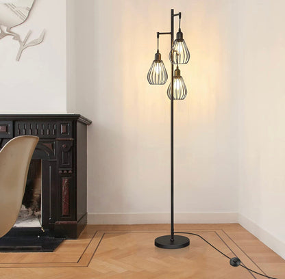 Lighteme Stehlampe passt zu industriellen, bäuerlichen und rustikalen Wohnzimmern – Stehende Baumlampe mit 3 eleganten Käfigköpfen und Edison-LED-Glühbirnen