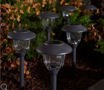 Lighteme 16-teilige Solar-Wegeleuchten aus Glas und Aluminium, 16 Lumen