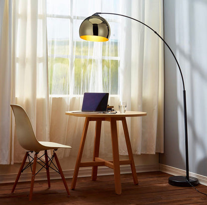 Lighteme Arc-Stehlampe für über der Couch mit kugelförmigem Lampenschirm, passt zu Ihrer Wohnzimmereinrichtung – hohes Stehlicht (4 Farben)