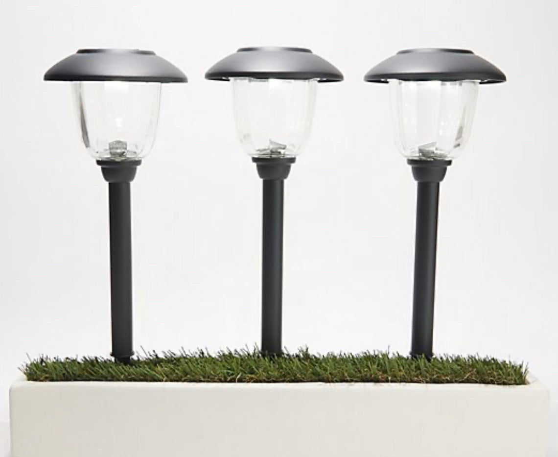 Lighteme 16-teilige Solar-Wegeleuchten aus Glas und Aluminium, 16 Lumen