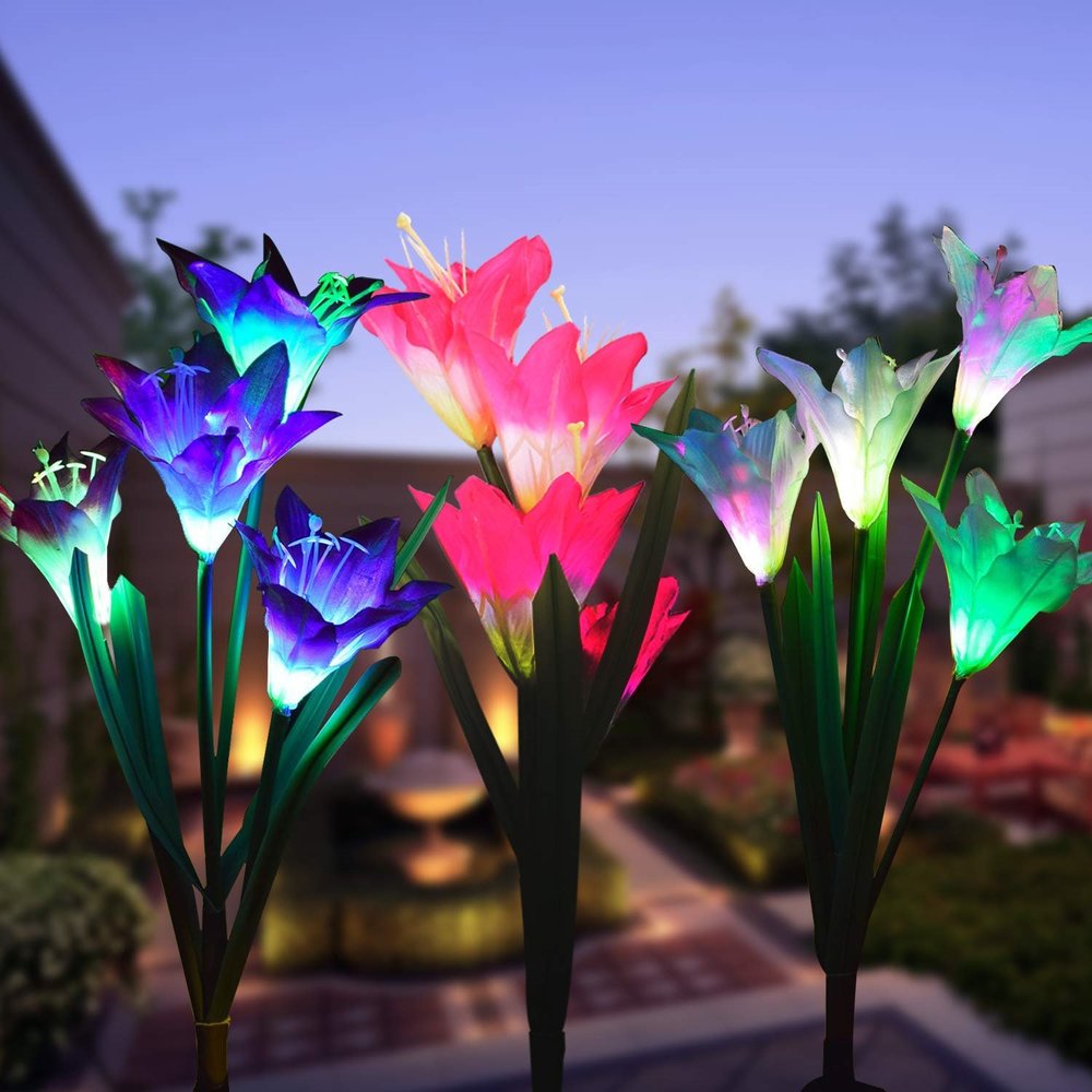 Lighteme Solar Lily Flower Lights (Pack of 4 = 16 Flowers)