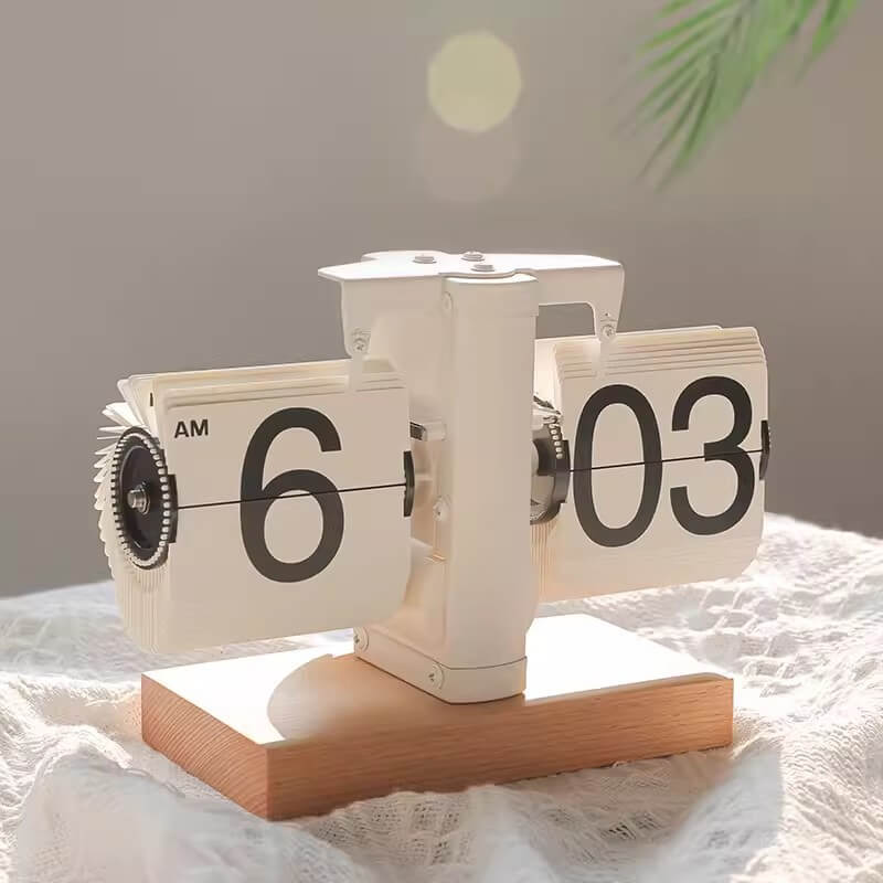 Lighteme Walnut Page Turning Clock
