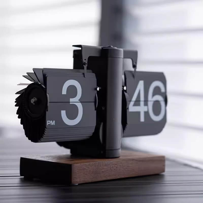 Lighteme Walnut Page Turning Clock