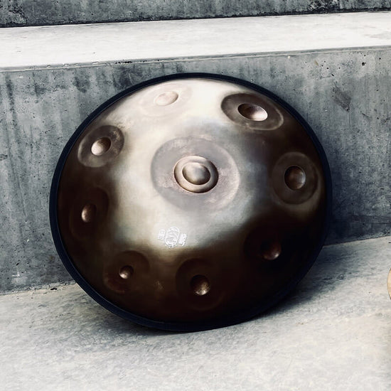 Lighteme Level B Upgrade Bronze Kurd Scale D Minor 22 Inch 9/10 Notes Nitride Steel Handpan Drum, Available in 440 Hz, High-end Percussion Instrument